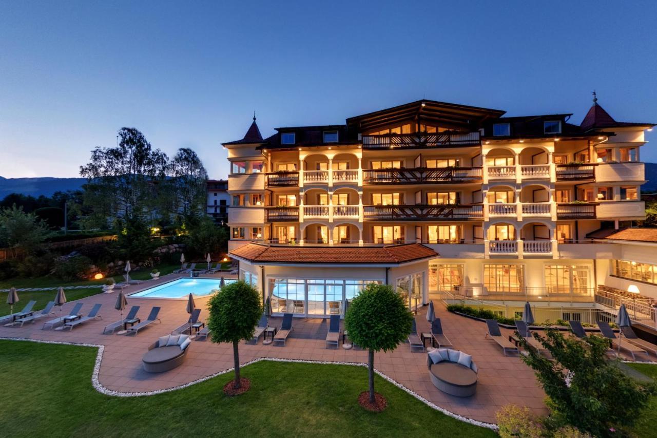 Majestic - Unique Spa Resort Brunico Kültér fotó